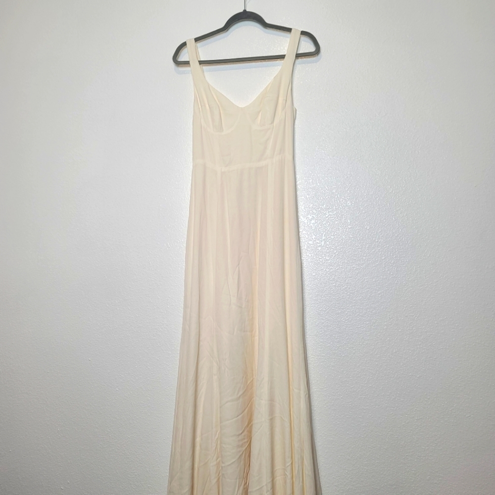 Reformation Lecce Maxi Crepe Sweetheart Neckline Gown Wedding Dress in I… - Picture 3 of 12
